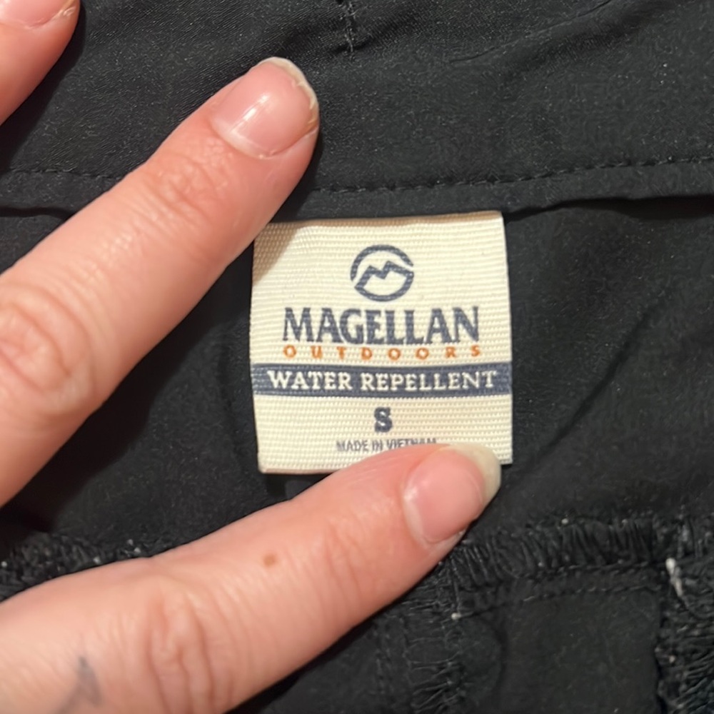 Magellan waterproof pants size small
